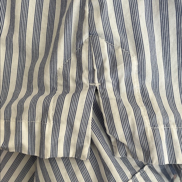 Banana Republic Blue and White Striped Bell Sleeve Blouse - Picture 6 of 7